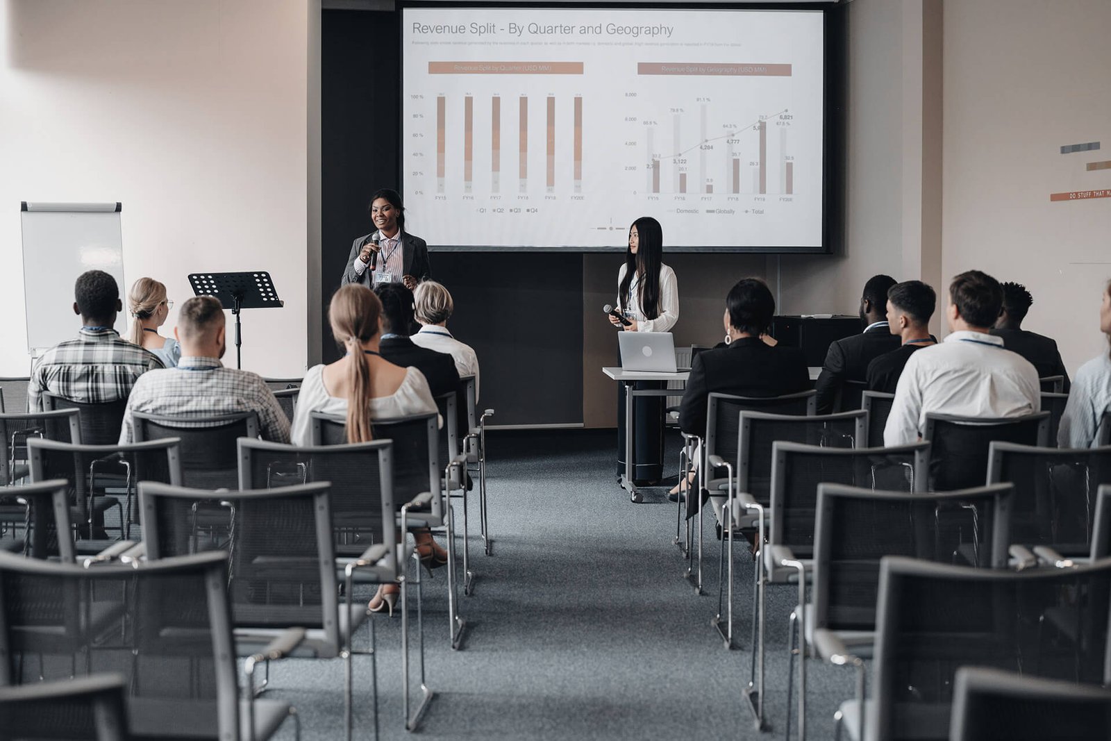 Data Visualization & Design